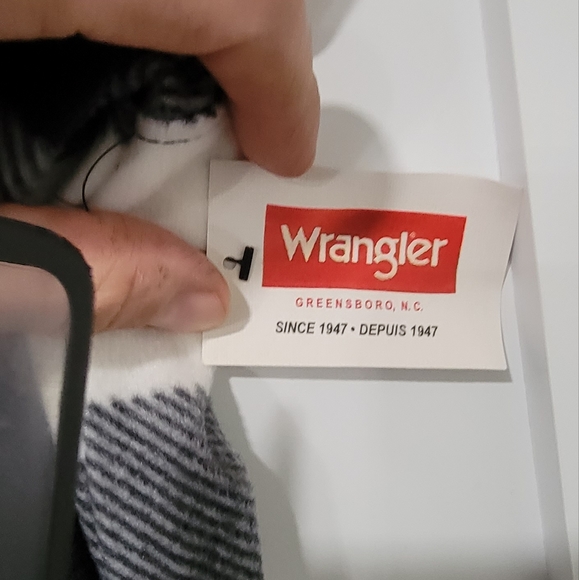 Wrangler plaid black and white shirt XL - Picture 3 of 3